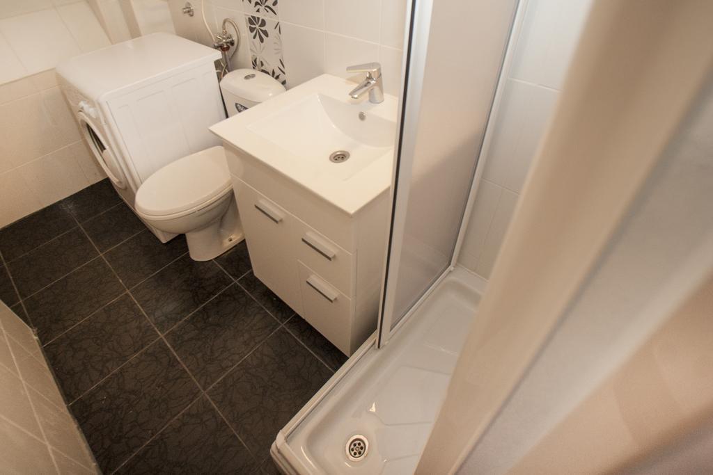 Atelier 1 Apartment Belgrado Esterno foto